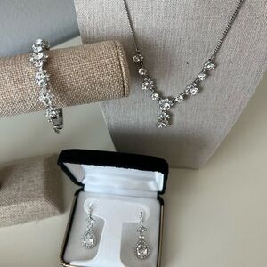 Gorgeous Givenchy Pave Crystal Set! ✨